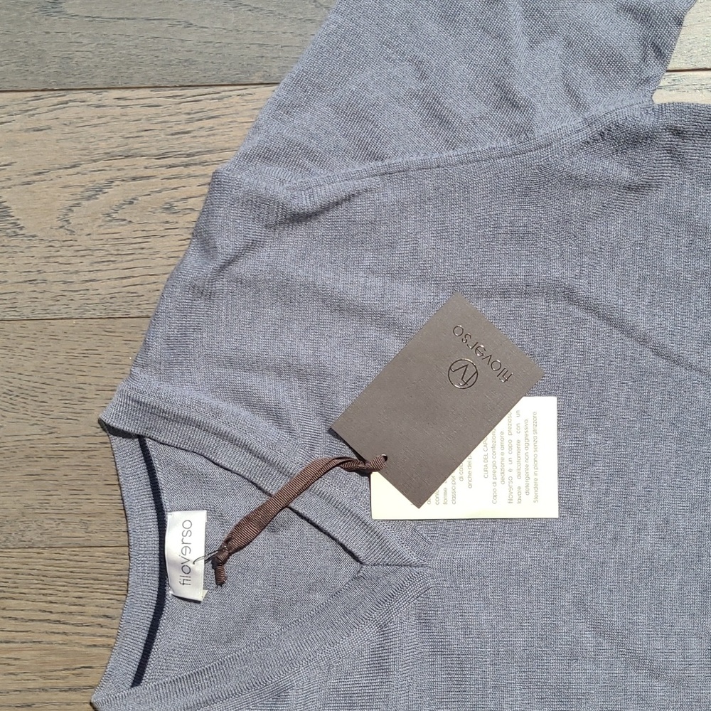 BNWT FiloVersa Sweater M